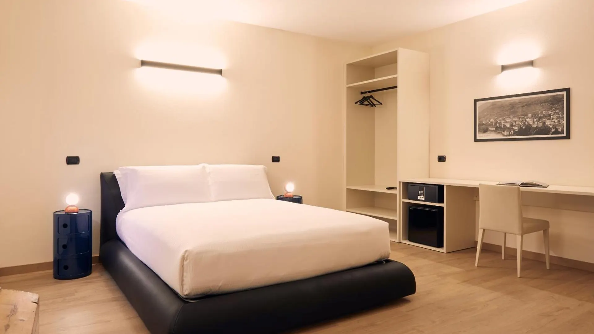 Berbenno di Valtellina Le Corti Dei Sassi B&B 0*, Berbenno di Valtellina