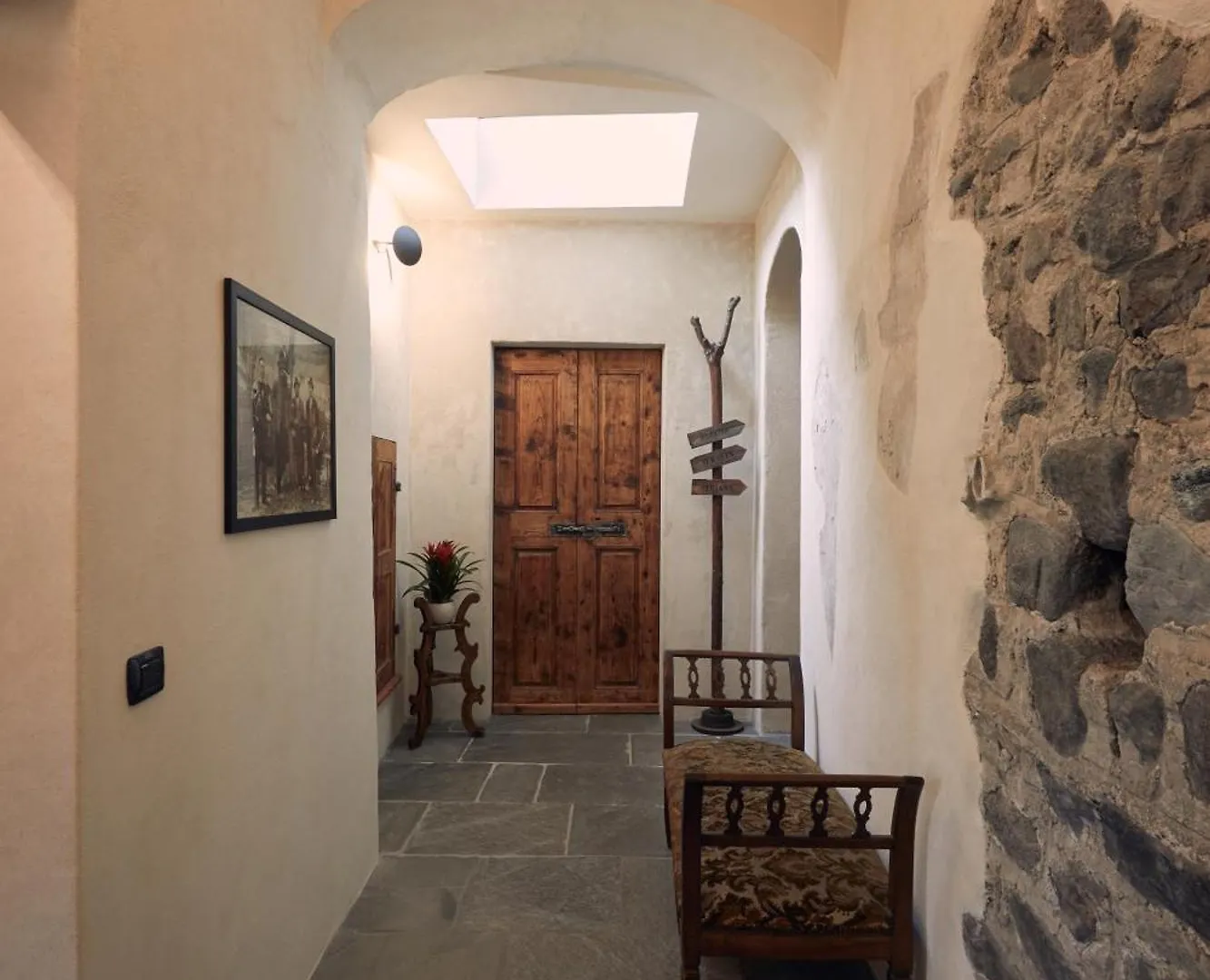Bed and Breakfast Le Corti Dei Sassi Berbenno di Valtellina Bed & Breakfast